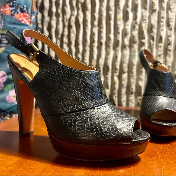 Coach "Brina" Snakeskin Peep-Toe Slingbacks Women’s Size 8 - Picture 7 of 12